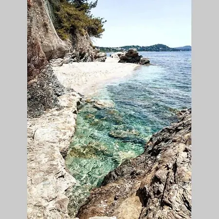 Studio Face A La Mer, Criques, A 2 Pas Du Village شقة *